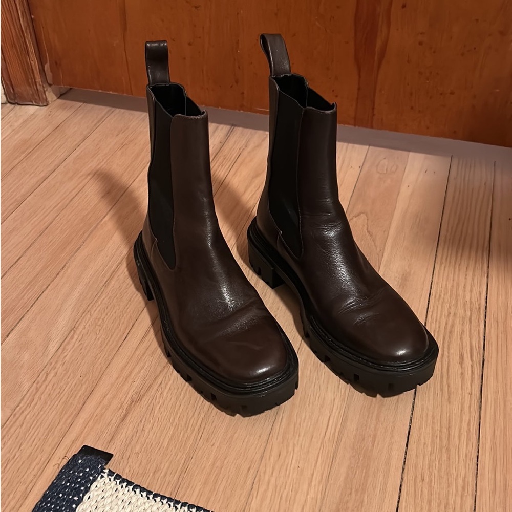 Zara Lug Soled Boots